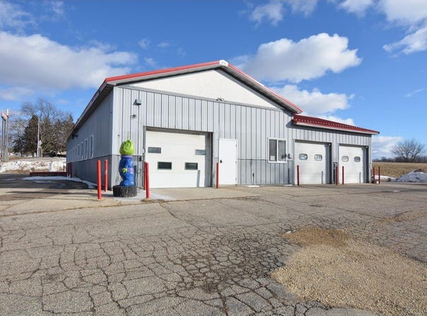 606 10th Street, Monroe, WI 53566