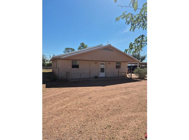 1002 La Caverna, Van Horn, TX 79855