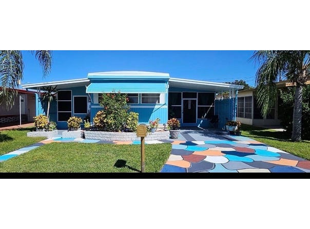 2580 Nursery road, Clearwater, FL 33764