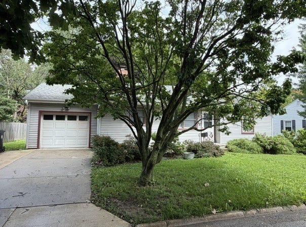 32 University Court, Normal, IL 61761
