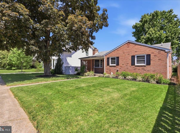 17 E THIRTEENTH Street, FREDERICK, MD 21701