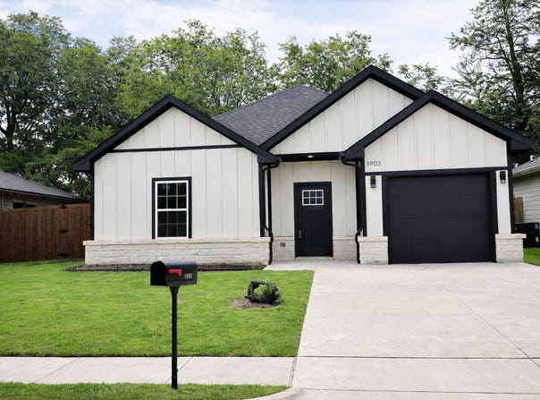 1903 King Street, Greenville, TX 75401