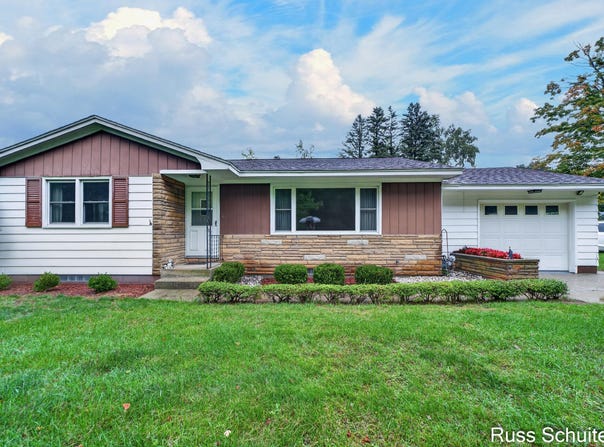 918 Benston Road, Whitehall, MI 49461