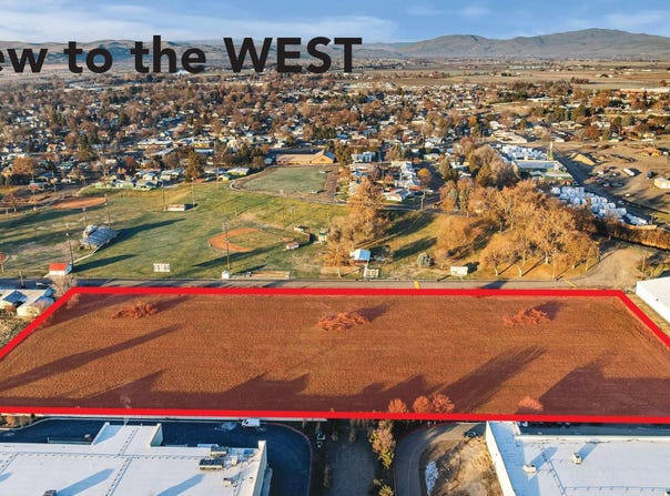 E 4th Street, Weiser, ID 83672