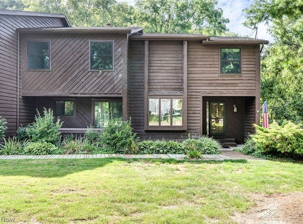 4468 Devonshire Drive, Youngstown, OH 44512