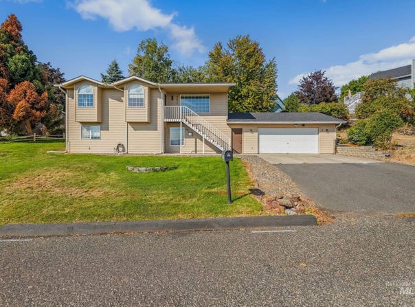 3610 Masters Drive, Clarkston, WA 99403