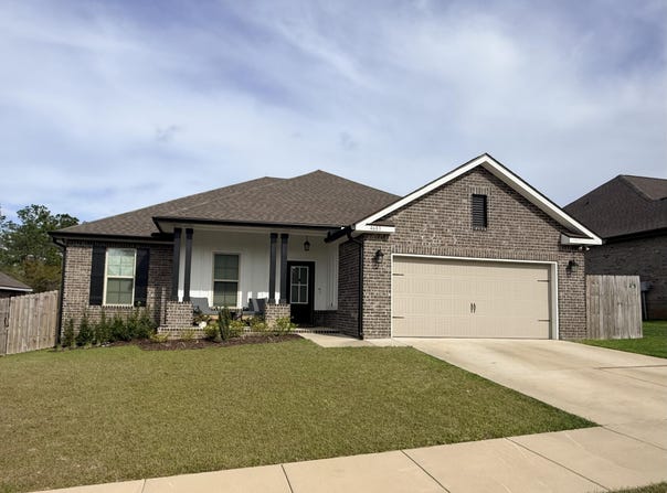 4603 Jayhawk Drive, Crestview, FL 32539