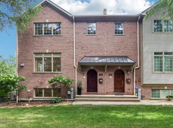 463 Summit Avenue, Park Ridge, IL 60068