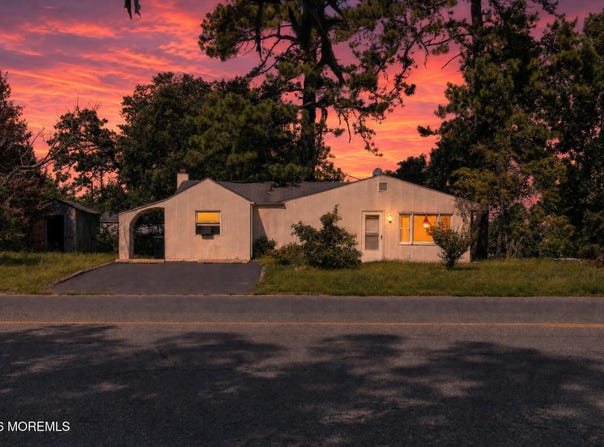 720 Biscayne Drive, Forked River, NJ 08731