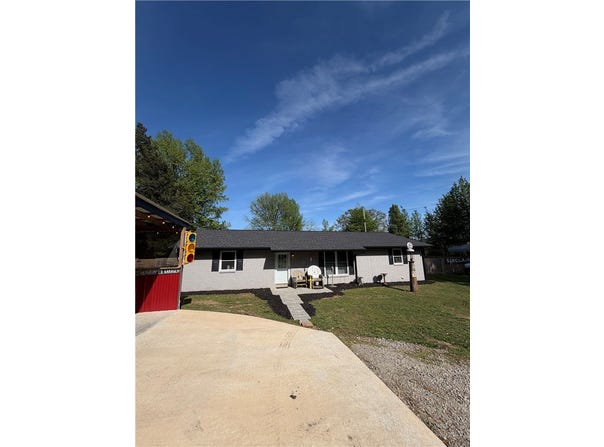13579 Highway 21, Ozone, AR 72854