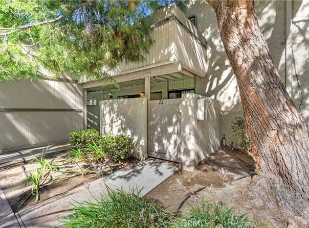 3054 Associated, Fullerton, CA 92835