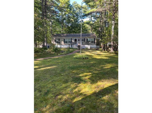 40 Wildwood Way, Conway, NH 03813