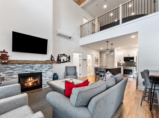 239 Skimobile Road, Conway, NH 03860