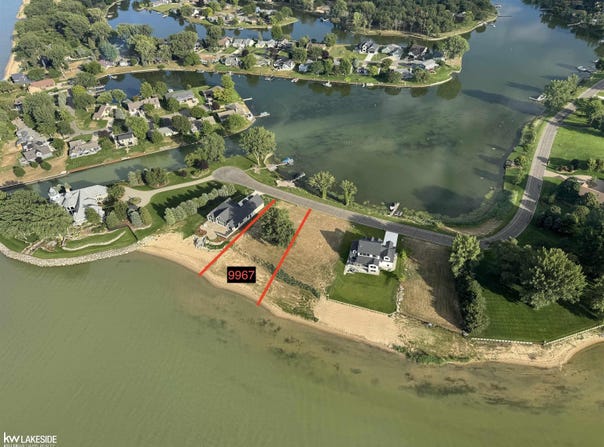 9967 Sunset Boulevard, Sand Point, MI 48755