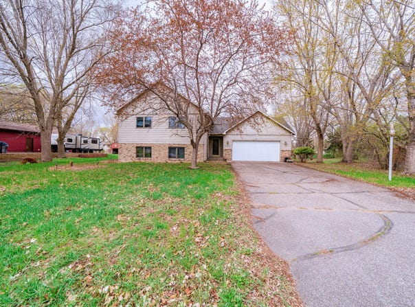 6413 Laurel Road, Saint Cloud, MN 56303