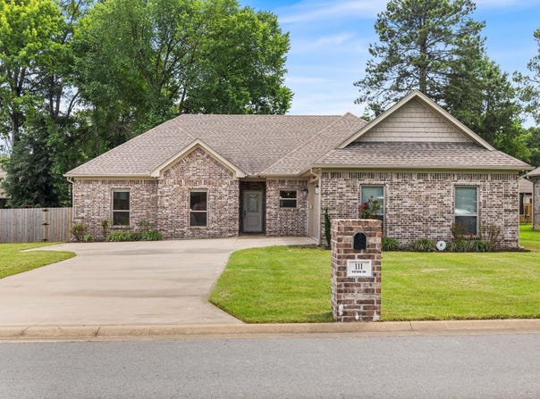 111 Hayden Drive, Beebe, AR 72012