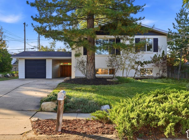 1520 E 7380 S, Cottonwood Heights, UT 84121
