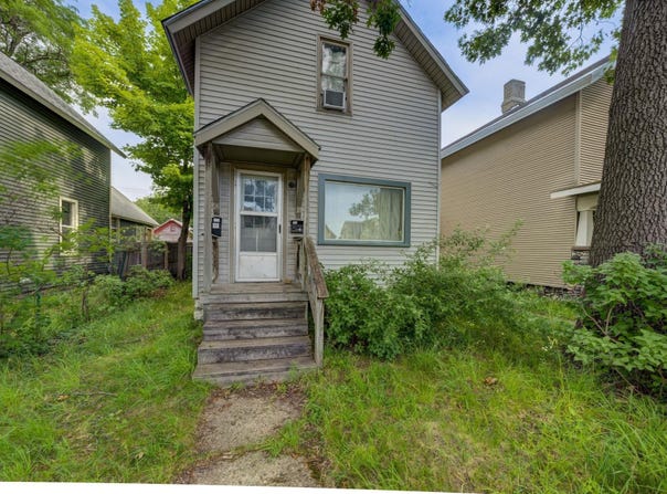 633 E Eighth, Traverse City, MI 49686