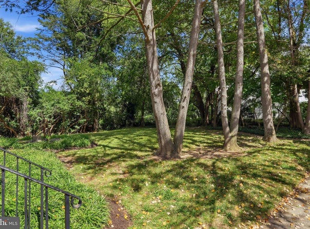 6027 29TH Street N, ARLINGTON, VA 22207