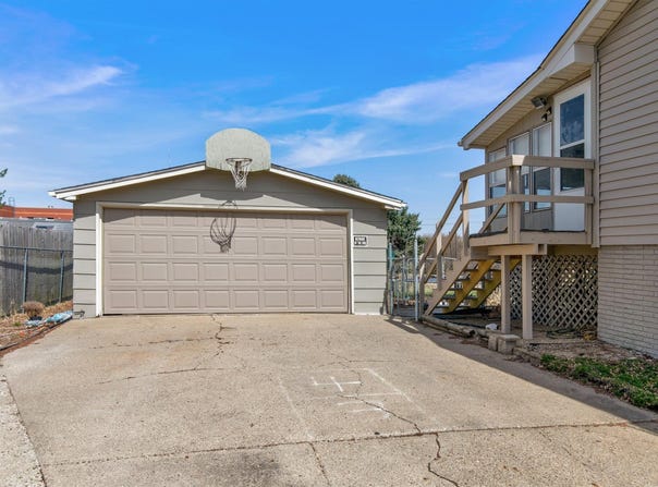 1113 Gordon Avenue, Norwalk, IA 50211