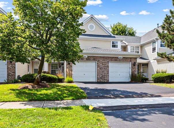 991 Sheridan Circle, Naperville, IL 60563