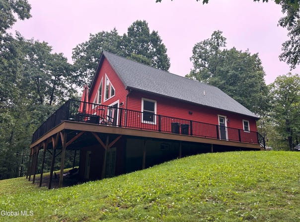 255 Old Gale Hill Road, East Chatham, NY 12060