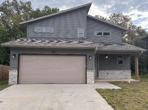 2620 N Prospect Avenue, Springfield, MO 65803