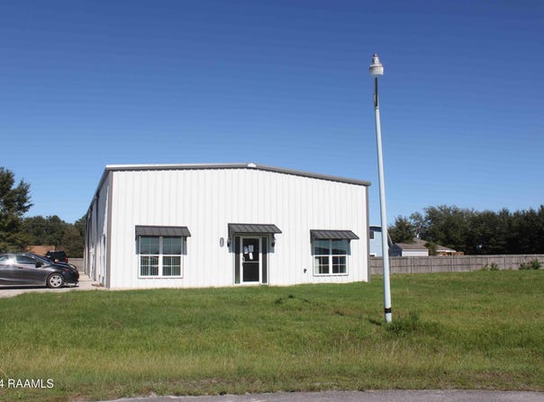 204 Brents Loop, Scott, LA 70583