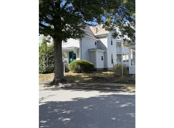 90 Appleton Street, Manchester, NH 03104