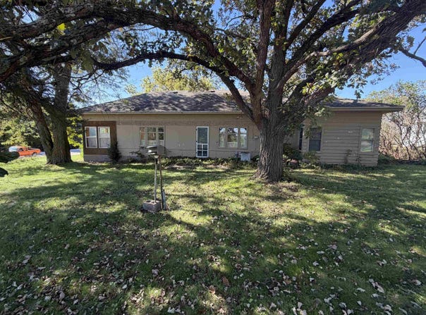 509 E 2nd Street, Peterson, IA 51047