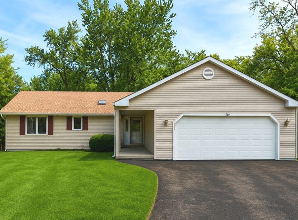 323 Seafarer Drive, Third Lake, IL 60030