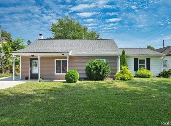 39280 Muffatt Street, Harrison Twp, MI 48045