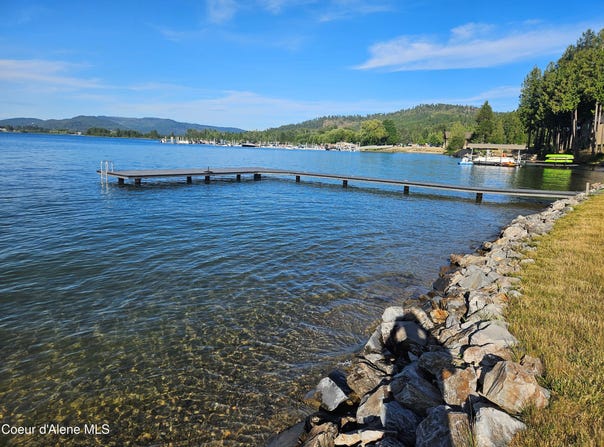 65 Sawyer Ave, Priest River, ID 83856