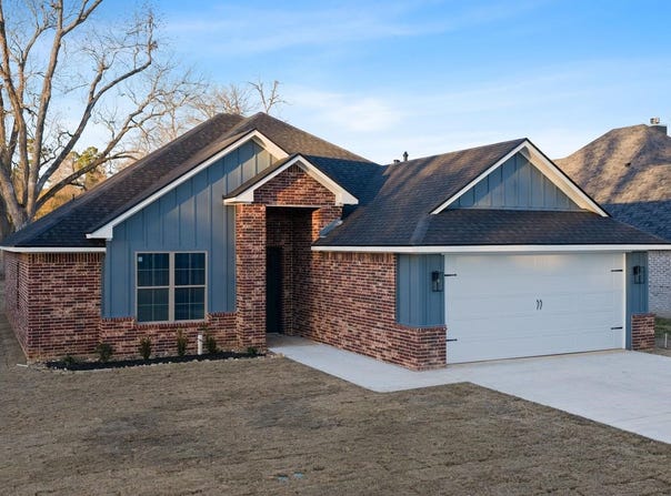 109 Cates, White Oak, TX 75693