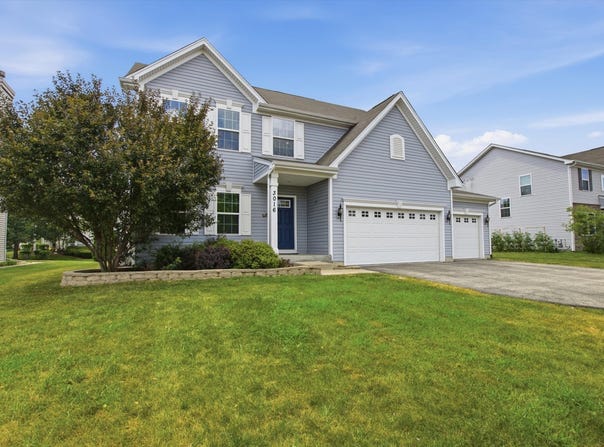 3016 Monterey Lane, Wadsworth, IL 60083