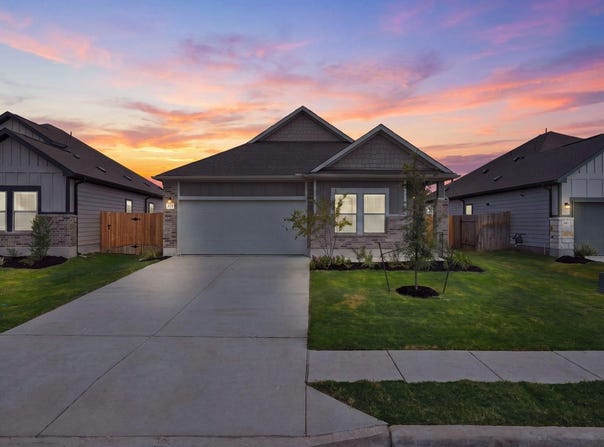149 Ayres Horn, Cedar Creek, TX 78612