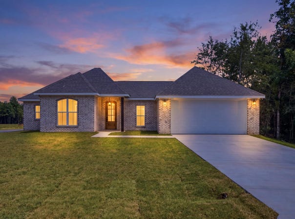 109 Friend Rd, Hattiesburg, MS 39402