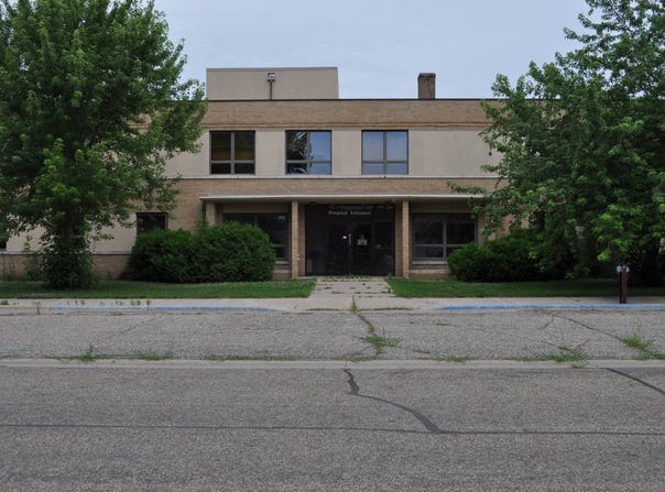1200 Roberts Ave, Cooperstown, ND 58425