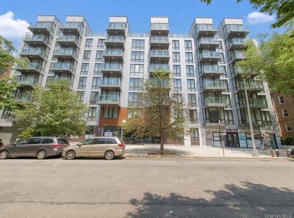 144-27 Sanford Avenue, Flushing, NY 11355