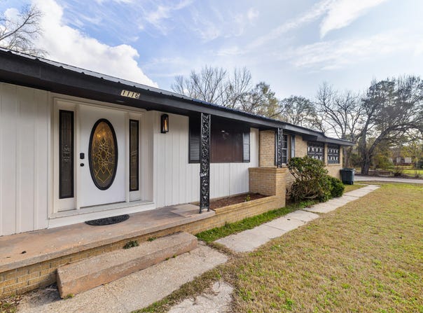 1116 West Ave, Columbia, MS 39429