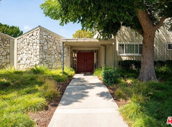 4353 Colfax Ave, Studio City, CA 91604