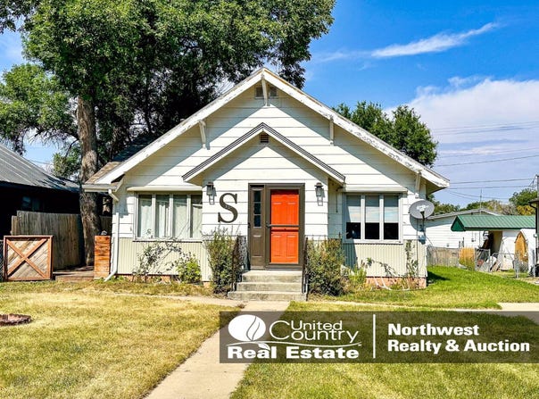 337 S 4th St E, Malta, MT 59538