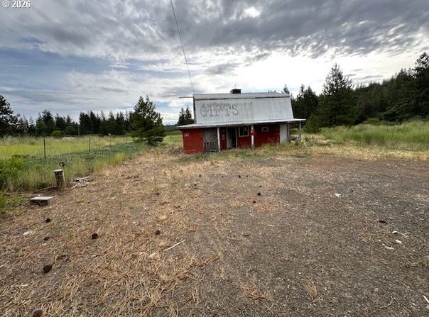 1704 HIGHWAY 97, Goldendale, WA 98620