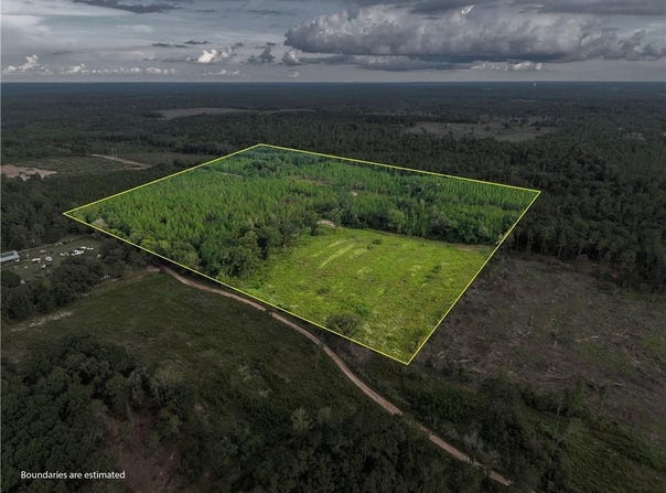 Clear Springs Lane, Chunchula, AL 36521
