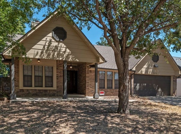 3220 Timberview Drive, Corinth, TX 76210