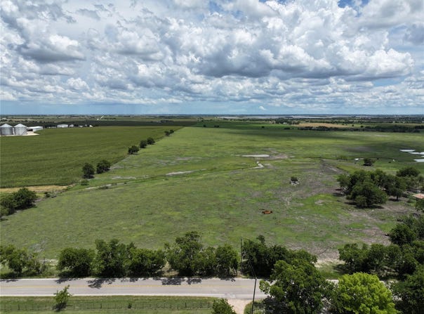 20681 Cameron Rd, Coupland, TX 78615