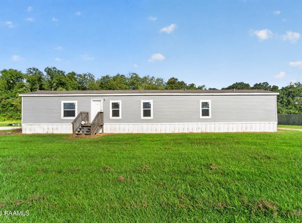 1044 Jed Drive, Breaux Bridge, LA 70517