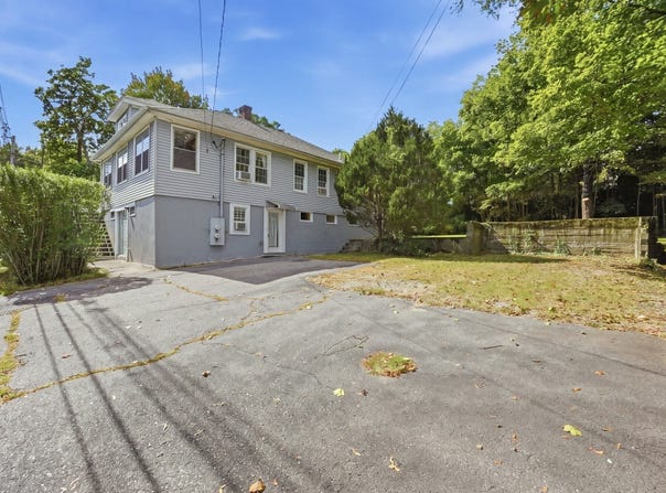 66 Plainfield Ave, Shrewsbury, MA 01545