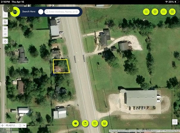 2212 S HIGHWAY 288B, Angleton, TX 77515