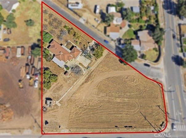 10721 Andora, Chatsworth, CA 91311